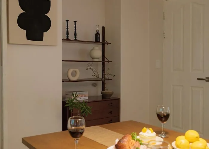 アパート Entire Home, 3 Queen Beds, Easy Access To Gwangjang Market, Ddp, Myeongdong *