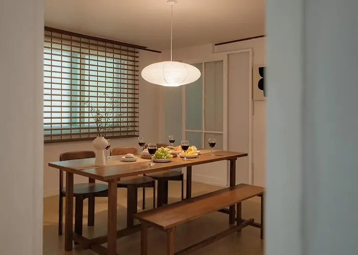 Entire Home, 3 Queen Beds, Easy Access To Gwangjang Market, Ddp, Myeongdong *