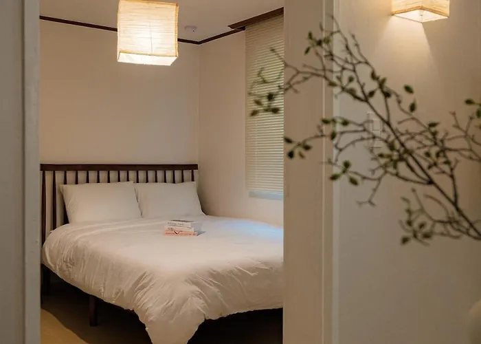 Entire Home, 3 Queen Beds, Easy Access To Gwangjang Market, Ddp, Myeongdong * ソウル特別市