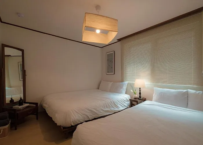 Entire Home, 3 Queen Beds, Easy Access To Gwangjang Market, Ddp, Myeongdong アパート *