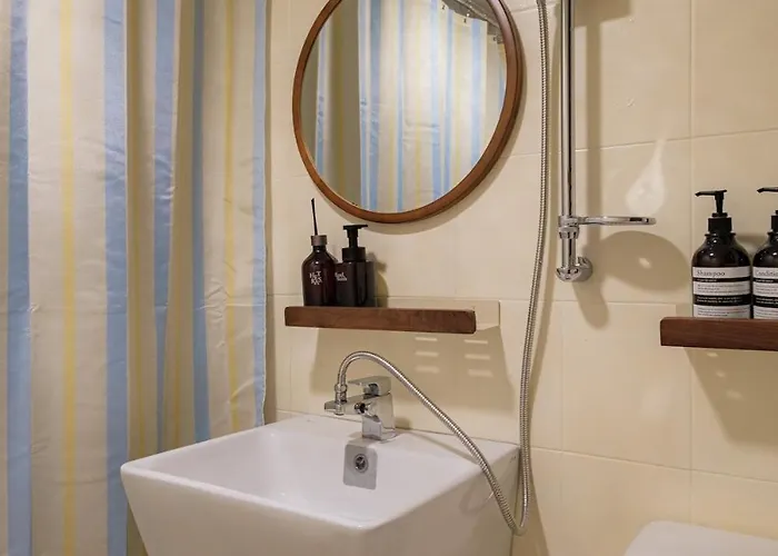 Entire Home, 3 Queen Beds, Easy Access To Gwangjang Market, Ddp, Myeongdong ソウル特別市